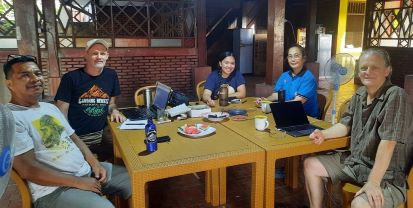 group meeting of 5 members of the Indonesian Tarsier Conservation Foundation round table discussion